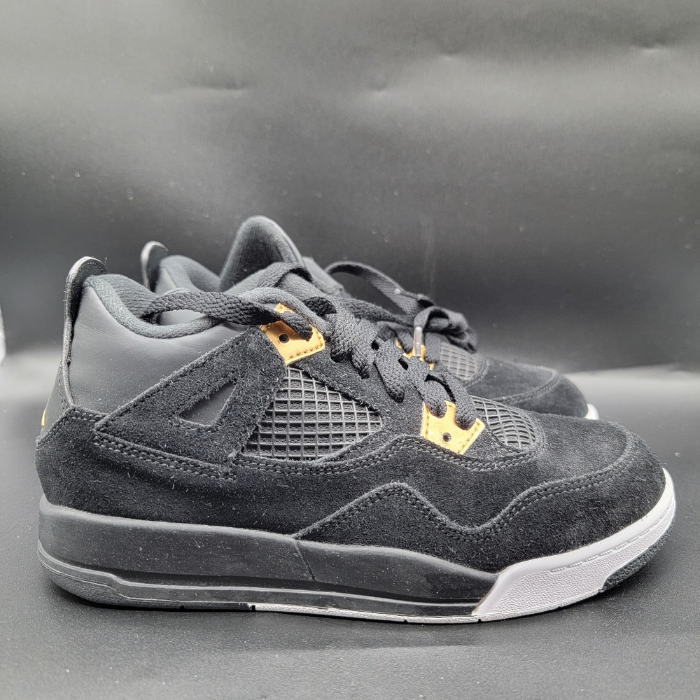Jordan 4